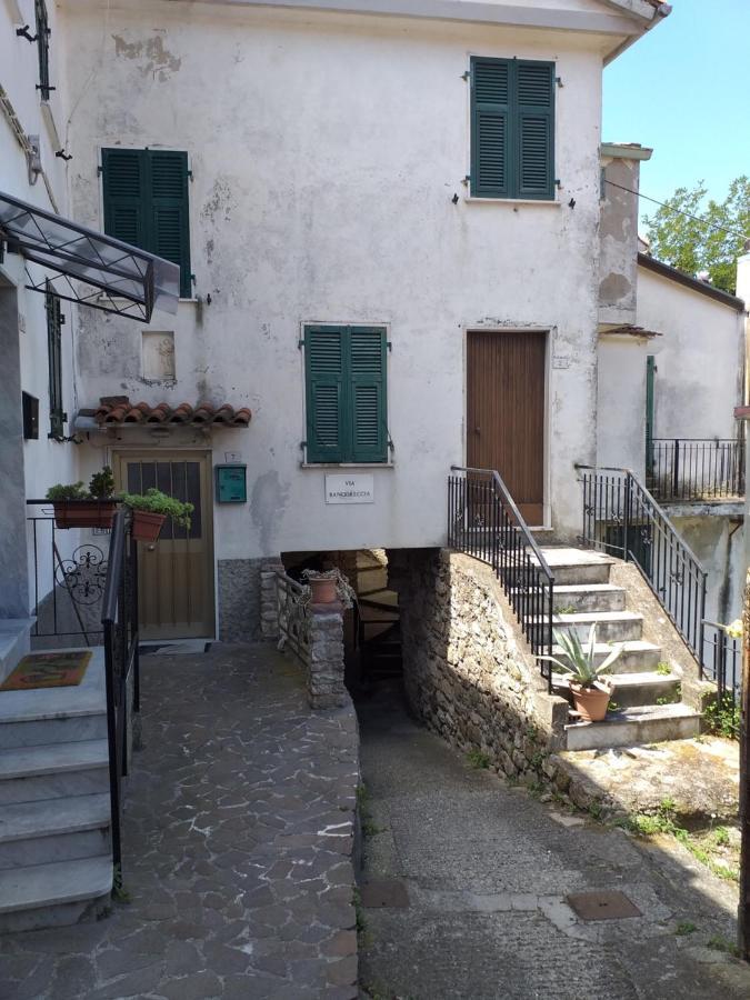 CASA di VECCHIO BORGO Sarzana Exterior foto