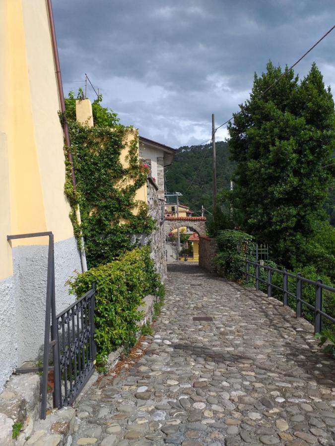 CASA di VECCHIO BORGO Sarzana Exterior foto